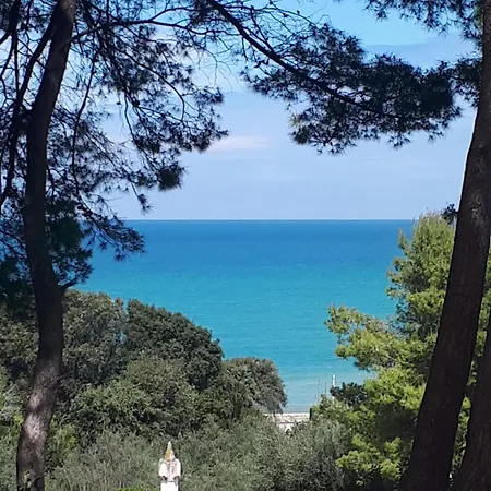 Tenuta Molino Di Mare 3* Rodi Garganico