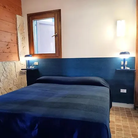Tenuta Molino Di Mare 3* Rodi Garganico