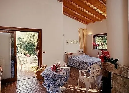 Tenuta Molino Di Mare- Ecoresort Con Villini Hotel