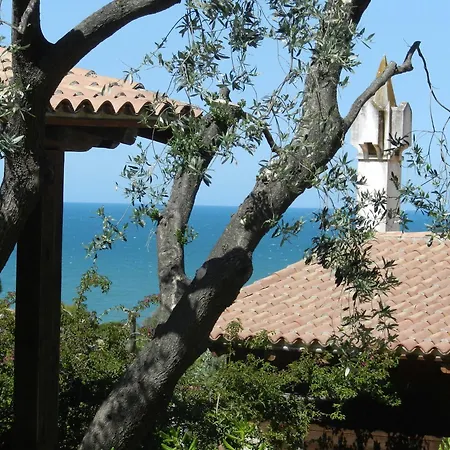 Tenuta Molino Di Mare- Ecoresort Con Villini Hotel