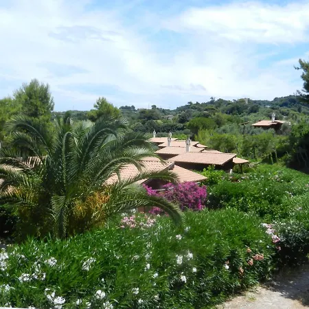 Tenuta Molino Di Mare- Ecoresort Con Villini 3*