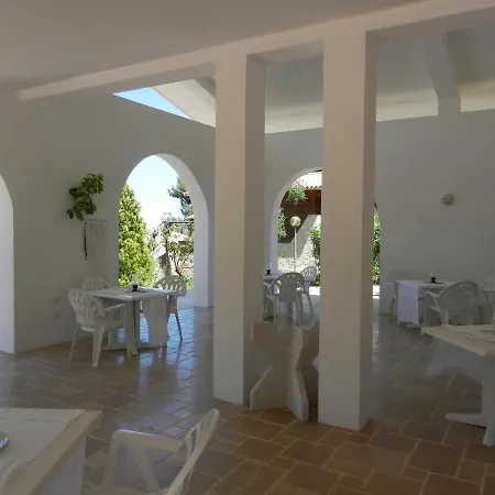 Tenuta Molino Di Mare- Ecoresort Con Villini Rodi Garganico